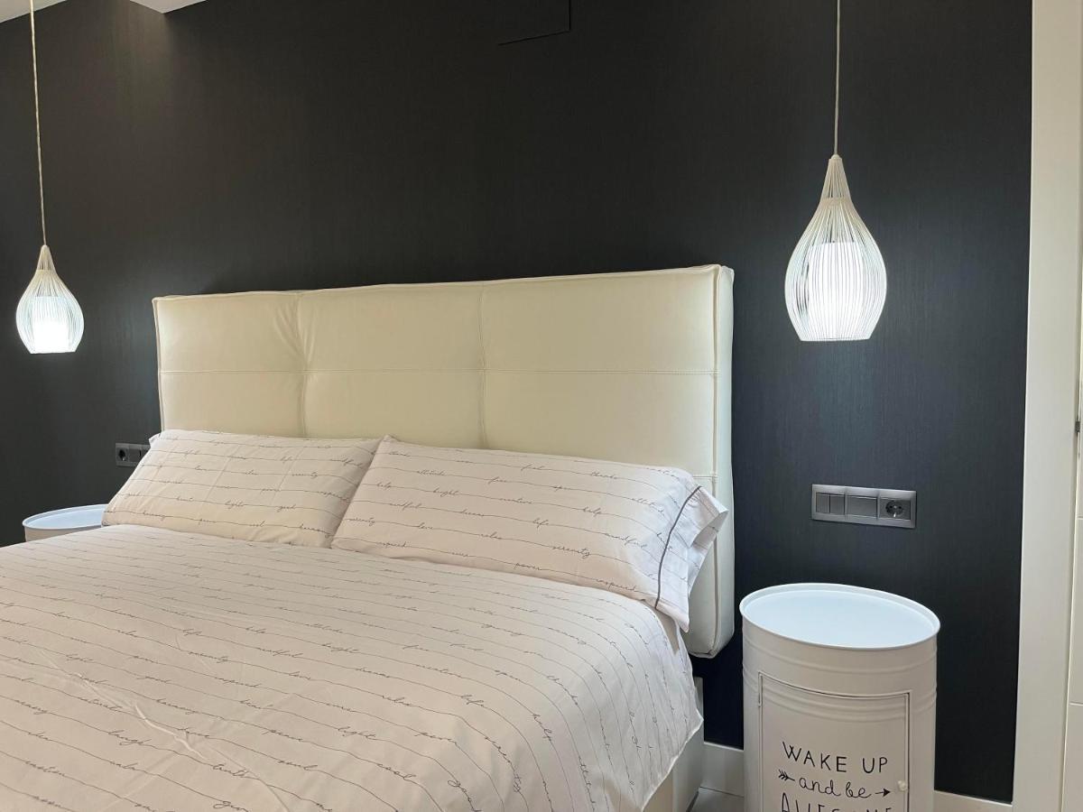 Black And White Suite "La Marinera" Castro Urdiales Zewnętrze zdjęcie